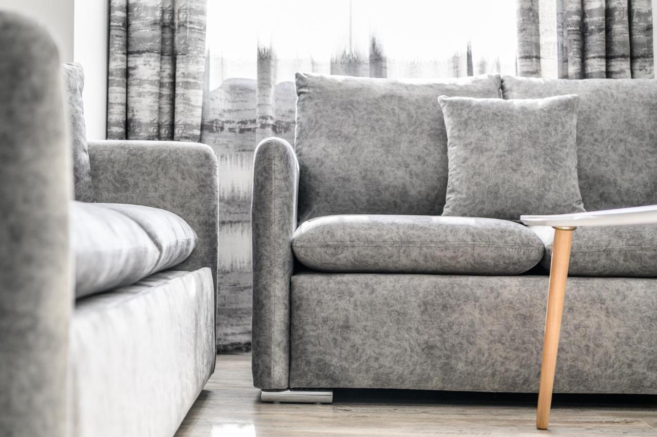 Miku Apartment-Modernly Designed Downtown Tiran Dış mekan fotoğraf